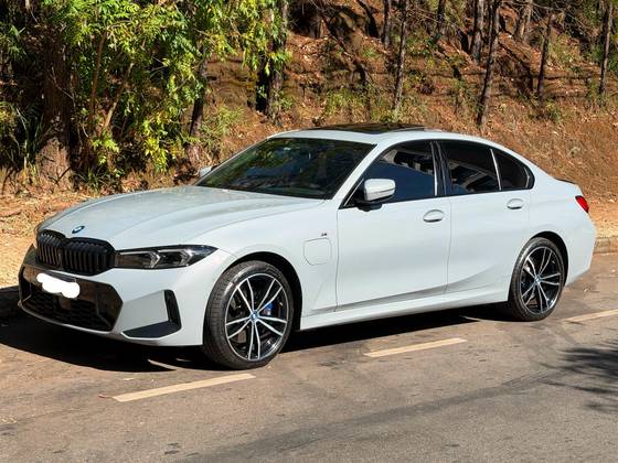 BMW 330e 2.0 16V TURBO HÍBRIDO M SPORT AUTOMÁTICO